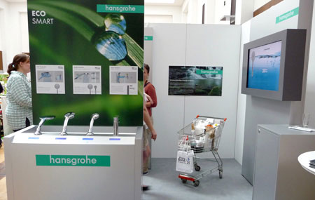 Blaues Gold Hansgrohe Stand